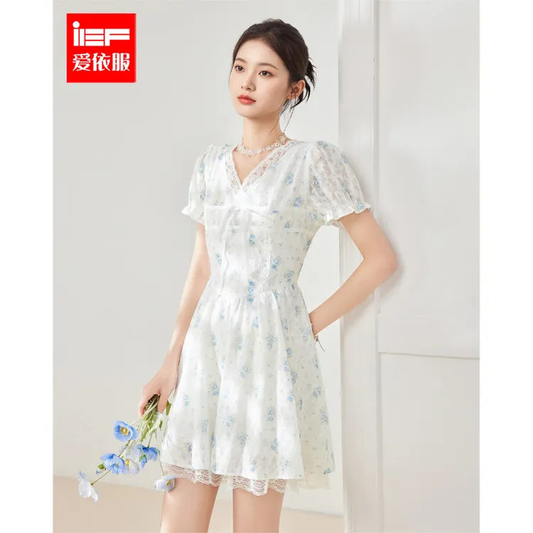 IEF/爱依服2025夏季法式优雅连衣裙女蕾丝拼接温柔风气质碎花短裙