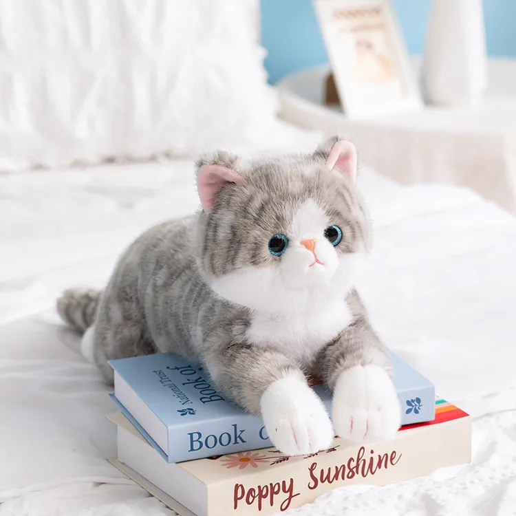 可爱呆萌猫猫趴姿仿真猫咪玩偶抱着睡觉小猫抱枕娃娃女生生日礼物
