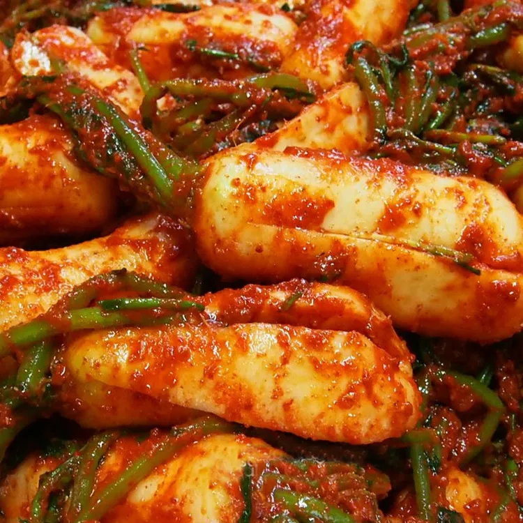 朝鲜族青年小伙萝卜泡菜250克/袋小萝卜咸菜嘎嘎脆开胃爽口小菜