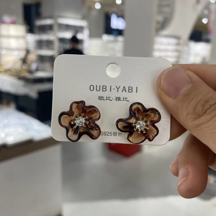 铜合金耳饰 52155 欧比雅比品牌新款s925银针美拉德色系花朵耳环