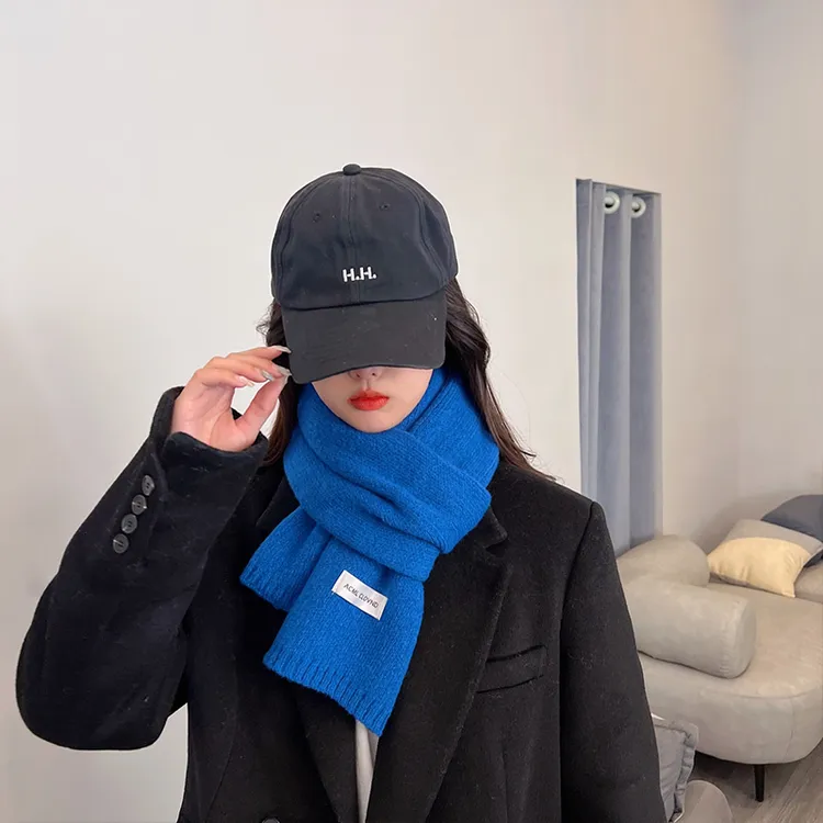 围巾女冬季高级感2025新款克莱因蓝纯色显白韩版百搭学生女生围脖