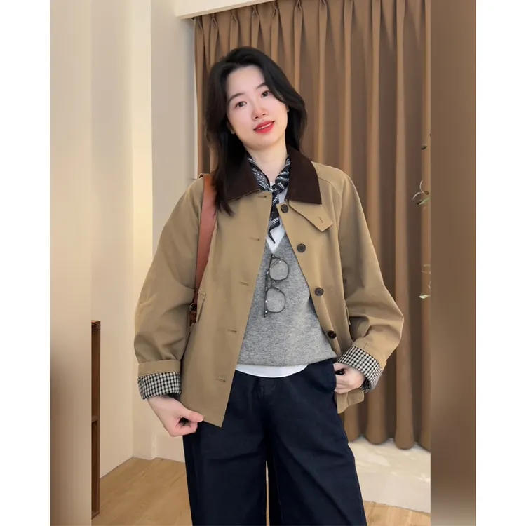 2025秋季新款巴恩风简约时尚短款风衣女宽松卡其色百搭外套短上衣