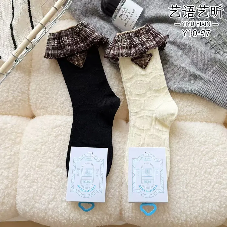 中筒复古风棕色系花边美腿塑型