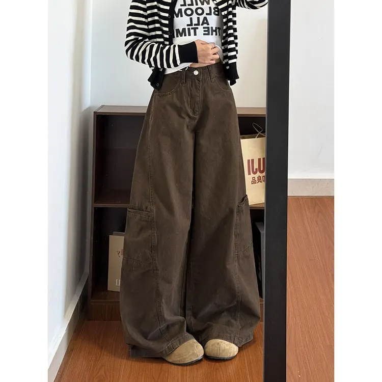 美式复古咖色工装牛仔裤女秋季新款高腰宽松直筒显瘦多口袋阔腿裤