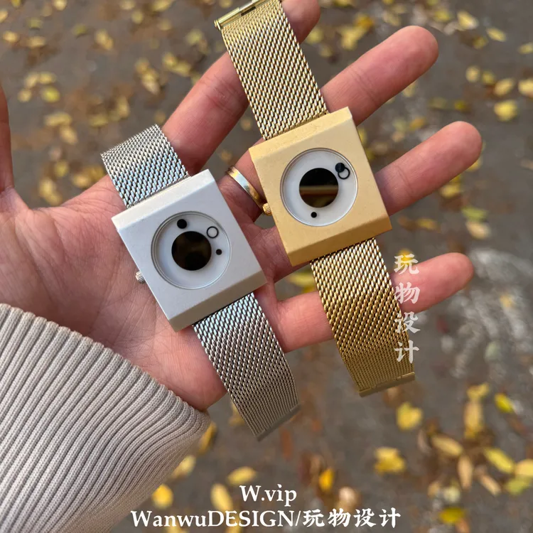 千禧老钱风手表方块磁悬浮走时精钢编织ins风vintage设计师款腕表