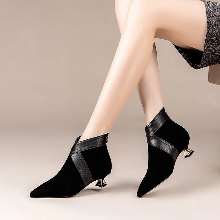 尖头小短靴女2025秋冬季新款低跟百搭真皮加绒及踝靴单靴马丁靴子