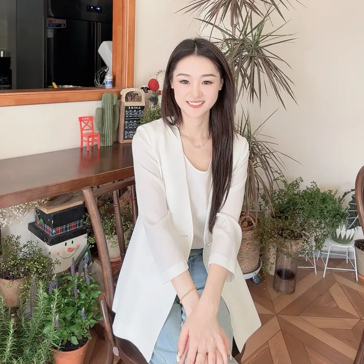 火桐hooton 重磅25姆米乔缎V领真丝西装774048