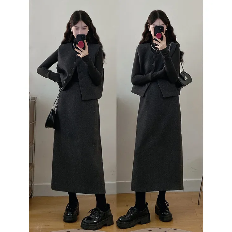 大码女装穿搭灰色小香风马甲T恤复古气质毛呢A字半身裙套装胖妹妹