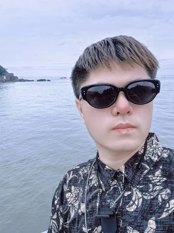 25复古猫眼墨镜女士防紫外线时尚太阳镜潮流百搭遮阳街拍椭圆简约