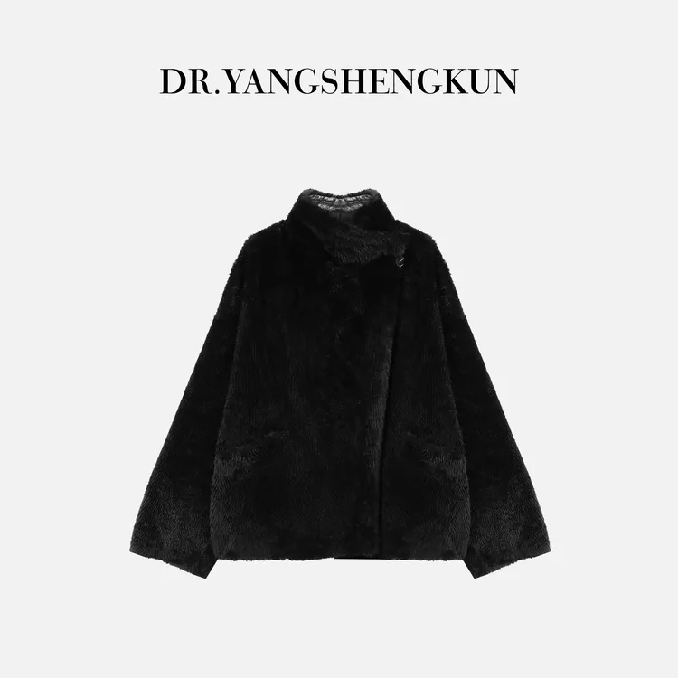 杨圣坤2025冬季新品澳大利亚进口奢华立领保暖皮毛一体EY25101005