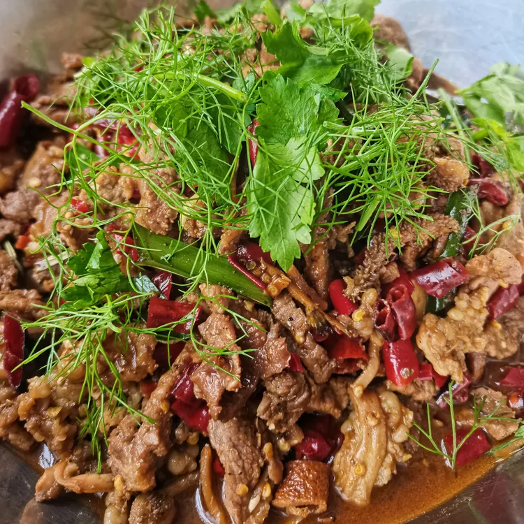 榕江忠诚干香牛肉冷链真空包装发货