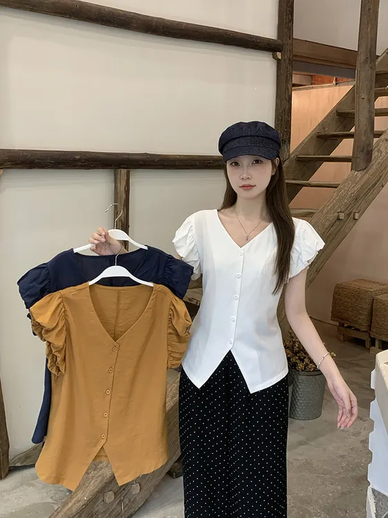 2025夏装新款胖mm大码女设计感甜美v领飞飞袖短袖小衫上衣22739