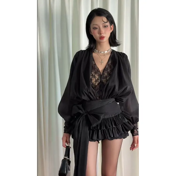 法式轻熟风蕾丝拼接飘带衬衫连衣裙女秋季新款高级感气质收腰裙子