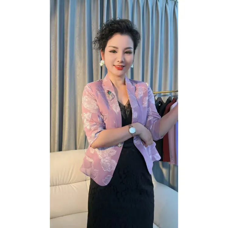 糖糖严选 高级感气质印花短款小西服 0315