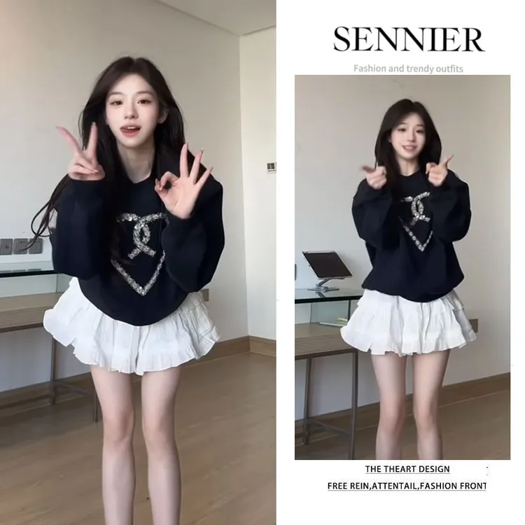 韩系穿搭女2026新款韩版洋气百搭宽松套头卫衣显瘦百搭短裙两件套