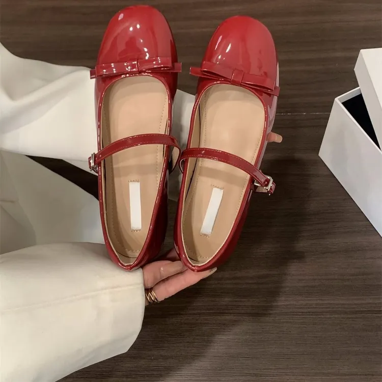 气质百搭红色渔夫鞋尖头瓢鞋内增高高跟裸色单鞋女鞋子2025配晚鞋