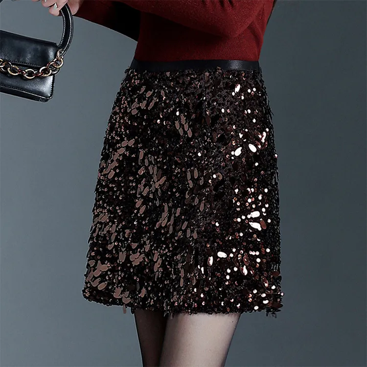 2025秋冬款时髦减龄亮片亮晶晶包臀短裙时尚潮流高级感百搭半身裙
