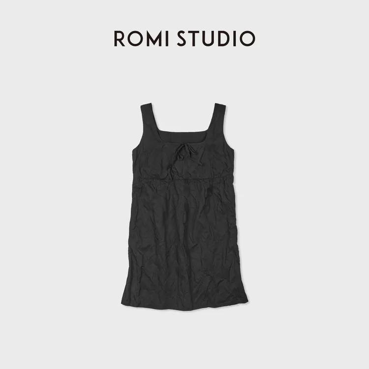 ROMI STUDIO“褶皱裙”金属丝棉混纺微宽松气质连衣裙 RWDRL63905