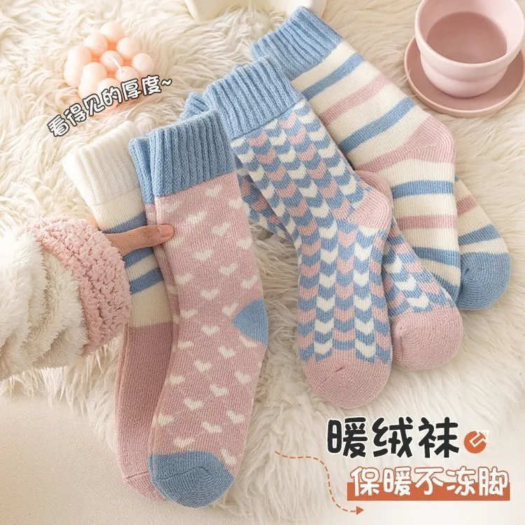 秋冬毛绒防寒爱心中筒保暖纯色加厚袜子女中筒流光风毛圈超厚