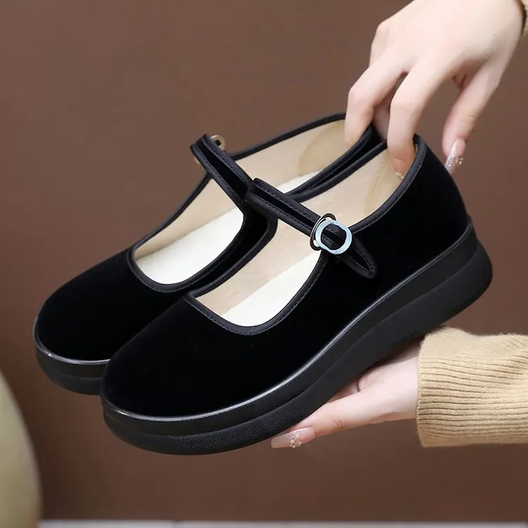 2025新款老北京布鞋女软底防滑工作鞋厚底上班舒适妈妈鞋久站不累