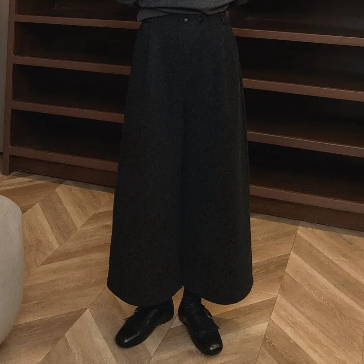 2025年秋冬新款欧版高级纯色加厚九分松紧腰头女士小直筒毛呢裤