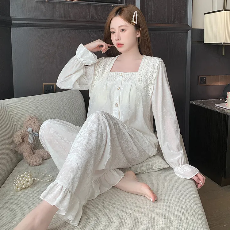 带胸垫金丝绒睡衣女款爆款2026新款秋冬长袖套装女士家居服可外穿