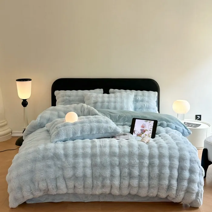 2025新款高克重大兔绒兔兔绒牛奶绒四件套床单单人床上用品单被