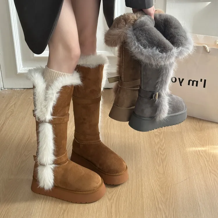 雪地靴女款爆款2025新款冬季厚底洋气加绒加厚防水保暖东北棉鞋子