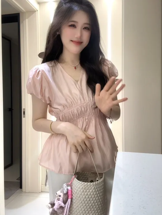 【瑶瑶推荐】夏季韩版纯色褶皱收腰V领小衫上衣百搭时尚减龄显瘦女