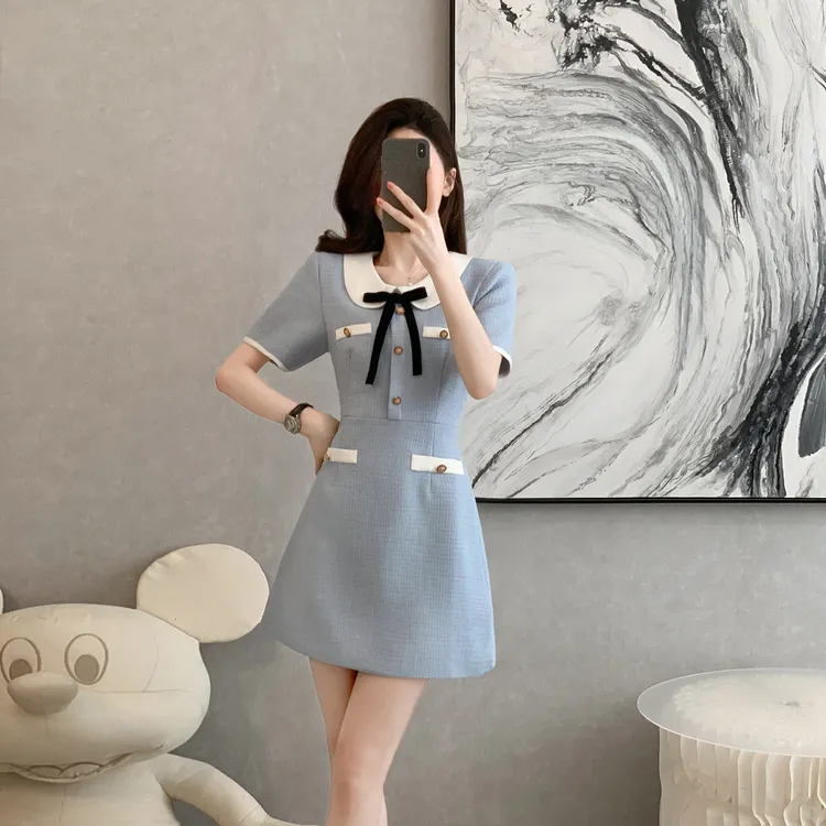 法式小香风连衣裙女夏新款高级感气质收腰显瘦泡泡袖气质修身裙子