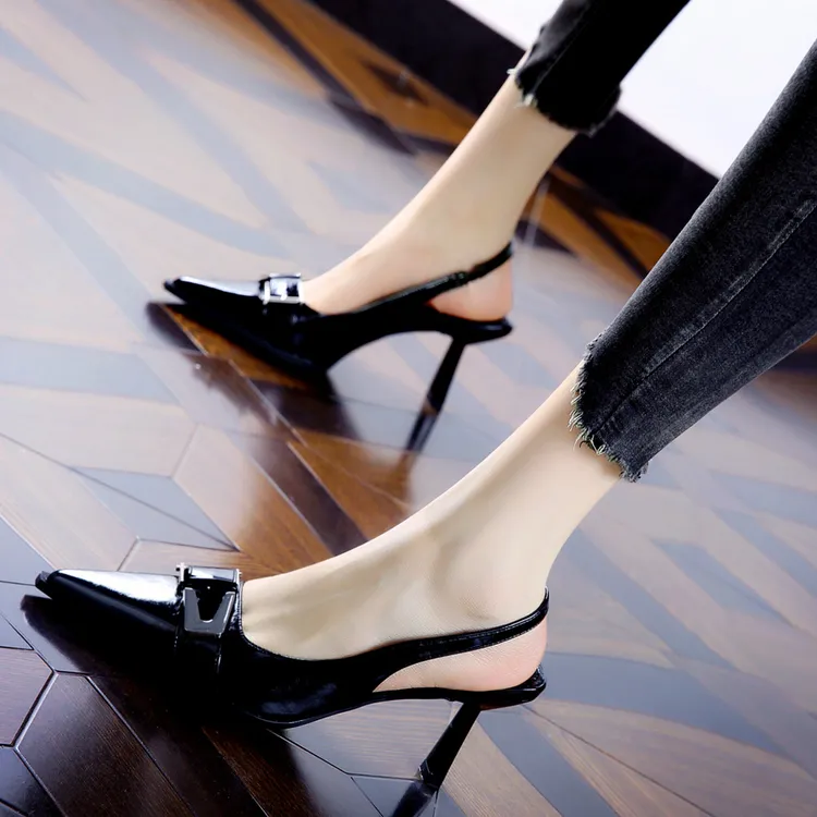 8CM[已开价]细跟单鞋女2025夏季皮带扣尖头后空绊带高跟鞋XD75395