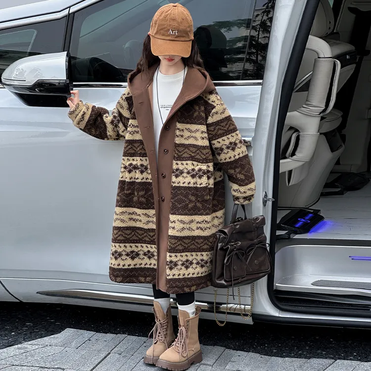 女童外套秋冬2025新款大童初中生夹棉加厚大衣保暖冬装长款毛毛衣