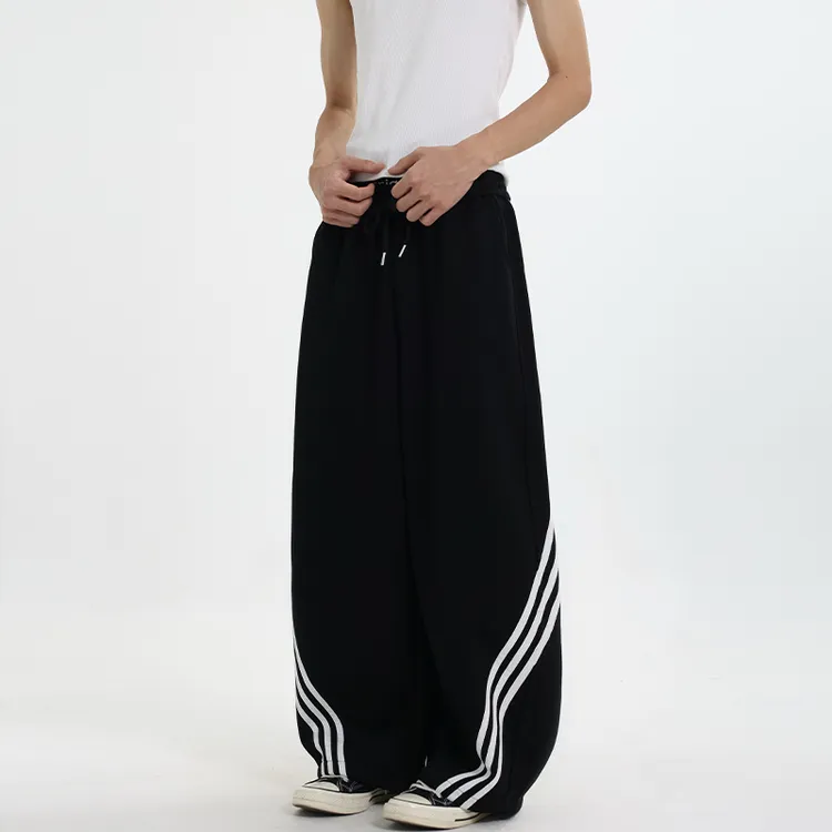 CDDR简约基础款三条杠运动卫裤慵懒感宽松休闲百搭阔腿弯刀拖地裤