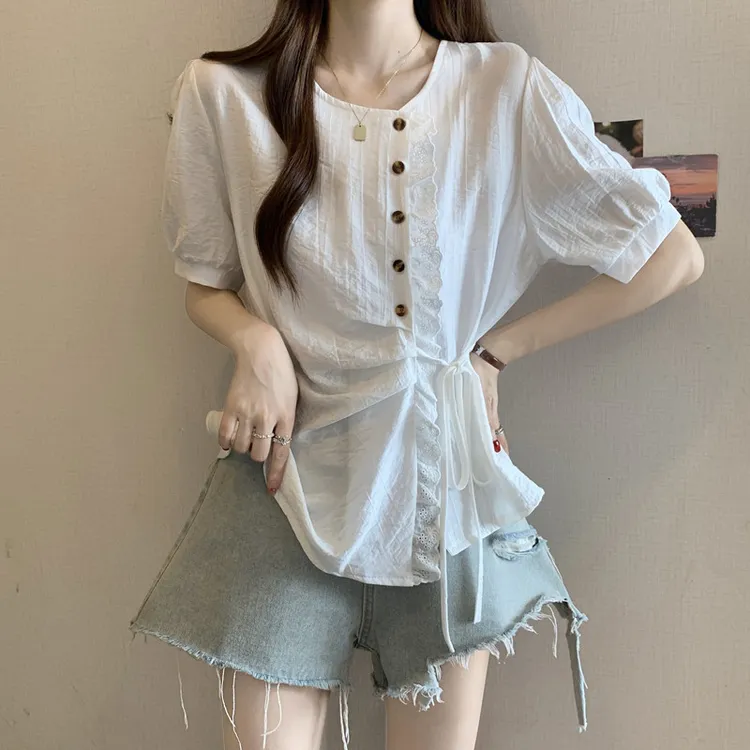 超好看蕾丝边正肩短袖衬衫女2025春夏大码胖mm收腰小衫不规则上衣
