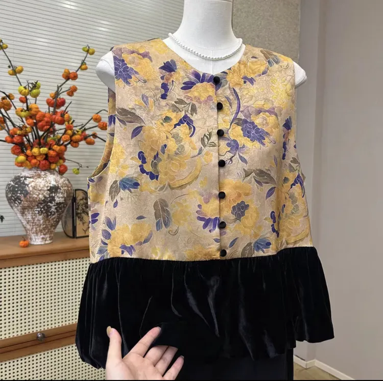 685马甲休闲百搭暗纹提花拼接秋季国风