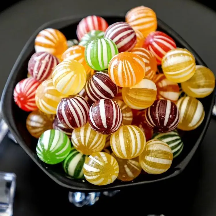 7080后经典童年回忆零食东北老式水果糖球硬糖喜糖年货糖块多口味