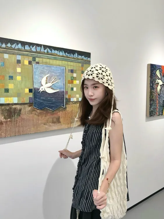 2025夏季新款仲夏光影短袖 V领木耳边复古肌理格纹上衣百搭阔腿裤