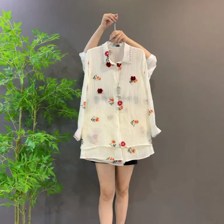 25113欧洲站刺绣立体亮片花朵拼接外套短裤两件套大码女宽松