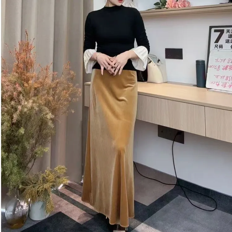 新中式珠光醋酸丝绒高腰气质遮胯显瘦女神A字鱼尾半身裙百搭
