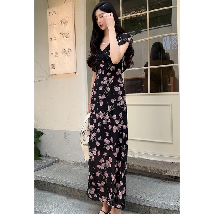V领连衣裙女2025夏季新款法式气质荷叶边收腰显瘦中长款碎花裙子