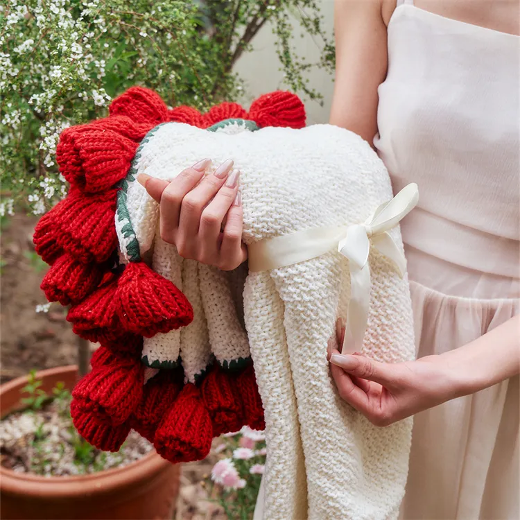 2025春夏新款A类爆款玫瑰花束毯多功能玫瑰花毯车载办公室盖毯