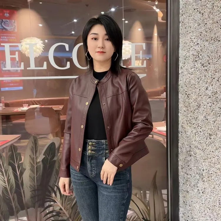 8832款女装皮衣外套‘卡码拍大’