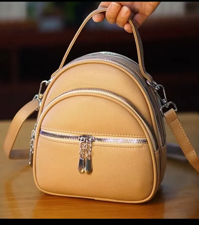 夏季时尚小背包百搭双肩包斜挎包包女手提包出游潮流大容量小背包