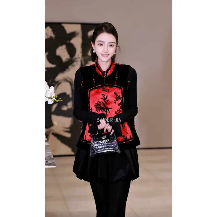 42-宝儿家含幂BJ118925411XQ新中式撞色提花丝绒梅竹立领盘扣马甲