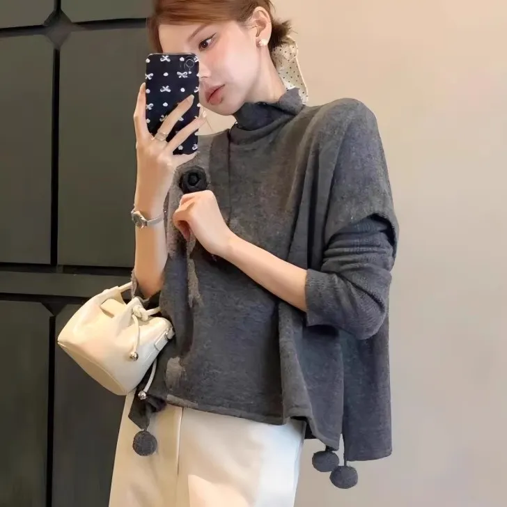 2025秋冬季新款韩系chic别致两件套女高领长袖打底衫+不规则斗篷