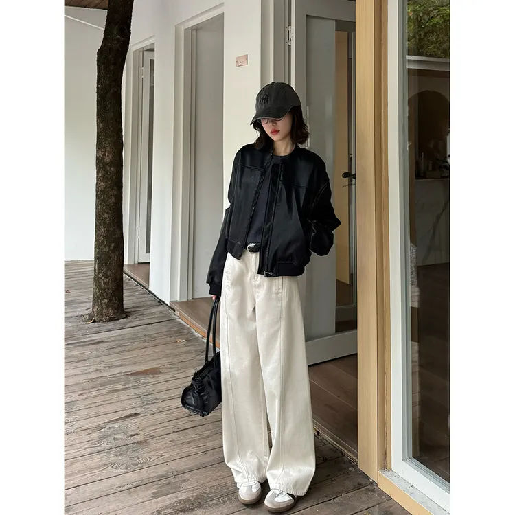 王家有鱼米杏色阔腿弯刀牛仔裤女2025秋季新款宽松显瘦垂感拖地裤