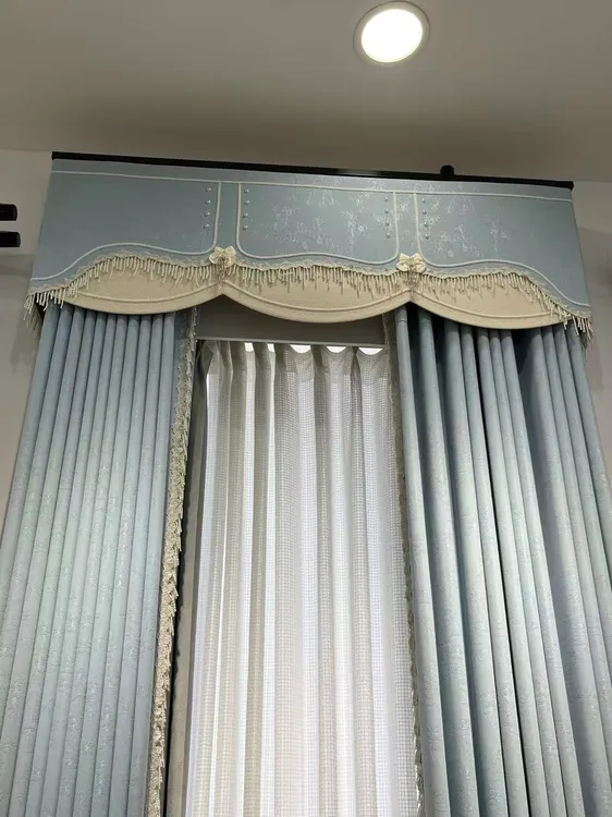 双面闪钻雪尼尔梦幻花园系列成品窗帘彰显优雅格调