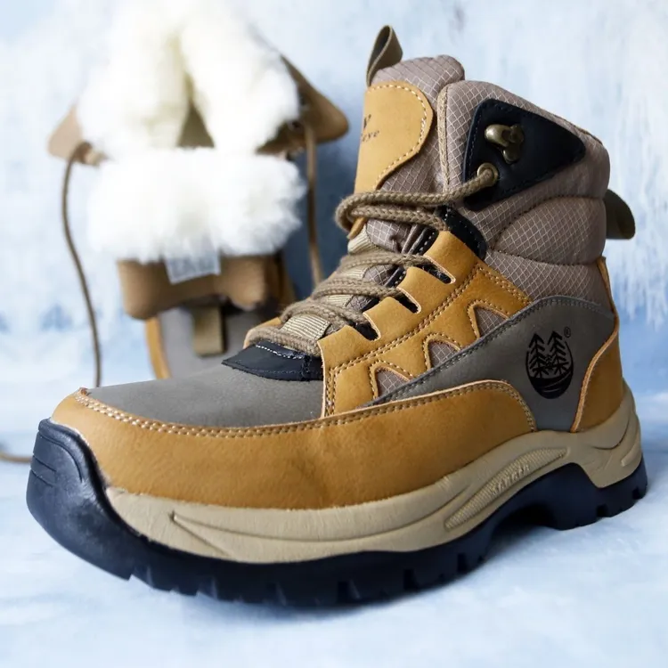 东北雪地靴男冬季加绒加厚保暖高帮皮毛一体羊毛轻便防寒靴大棉鞋