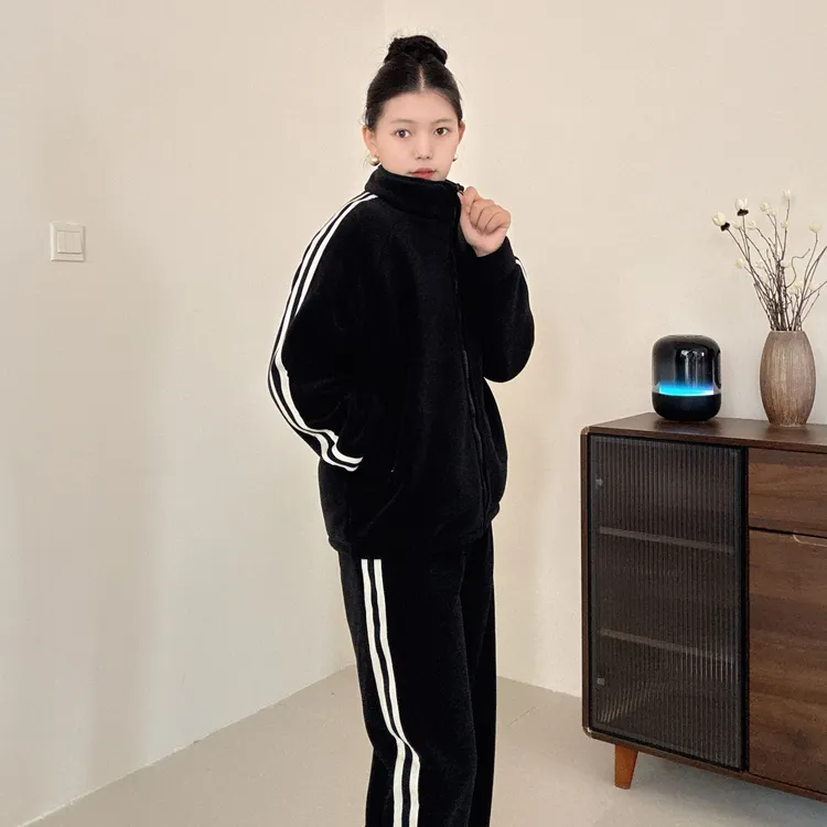 【秋冬新款】2025情侣款运动风海豚绒拉链加绒外穿家居服睡衣套装