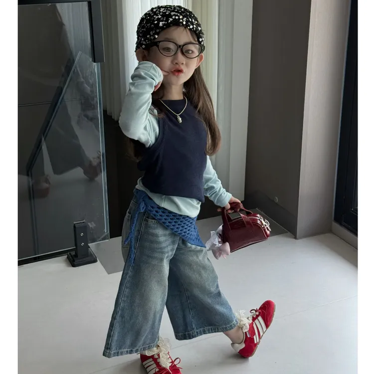 女童秋装套装2025新款设计感蓝色背心上衣两件套休闲牛仔裤三件套